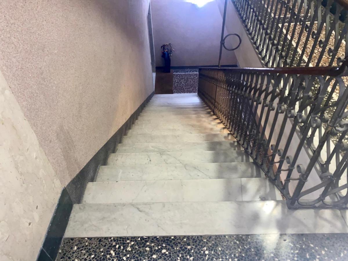 Sole, Terrazza, Centro Citta E Wi-Fi Veloce! Leilighet Genova Eksteriør bilde